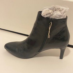 NWT: Black Leather Ankle Boots, Heels, Size 39 IT (8.5 US)